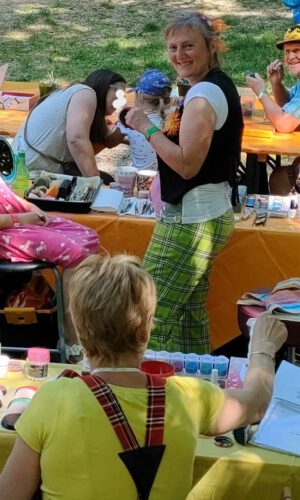 Kinderschminken Sonja Sonnenschein Sommerfest Sommerfest Kinderschminken